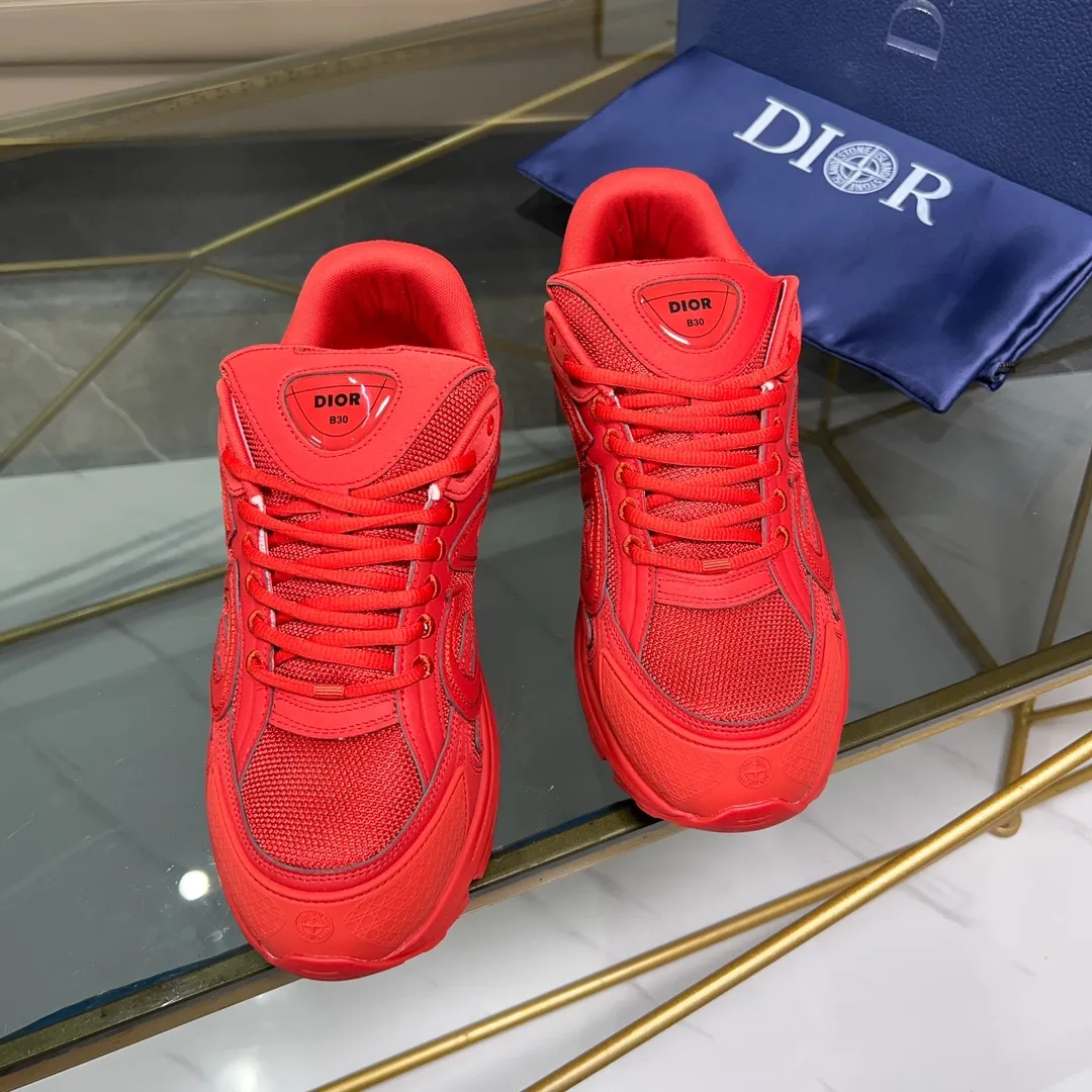 Men's Men's Shoes💰P460💰【DIOR】Dior's new B30 low-top sneakers✅ Carefully crafted from gray mesh fabric and white technical fabric, it features a CD30" graphic logo, and "DIO~B30" and "CD30" logos on the heel and tongue. The extra-light sculpted rubber sole is paired with iconic embellishments to enhance style, and internal stretch details create an ideal and comfortable wearing experience. Can be matched with a variety of casual looks to highlight a fashionable and modern sports style. Size: 38-44 (45 can be customized)